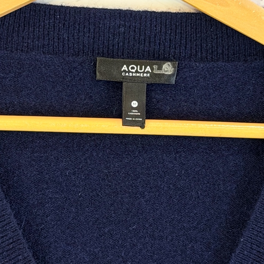 Aqua Cashmere 100% cashmere Navy V-Neck Cropped Cardigan M - Picture 3 of 5